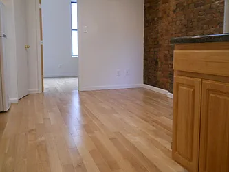 Rented by Best Apartments North Inc