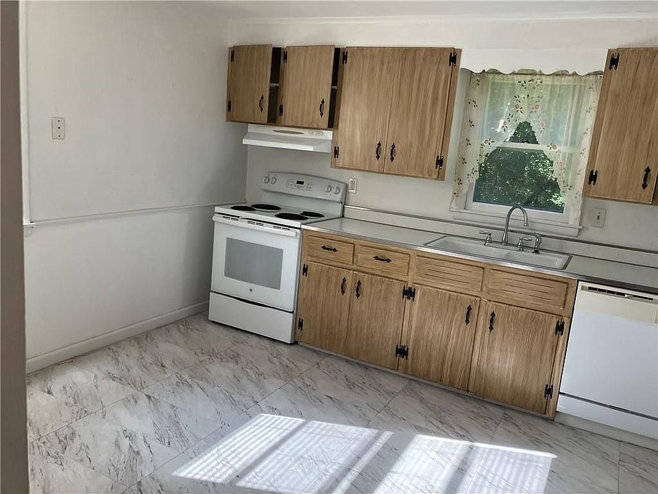 50 Golf Ave, Pittsford, NY 14534 Zillow