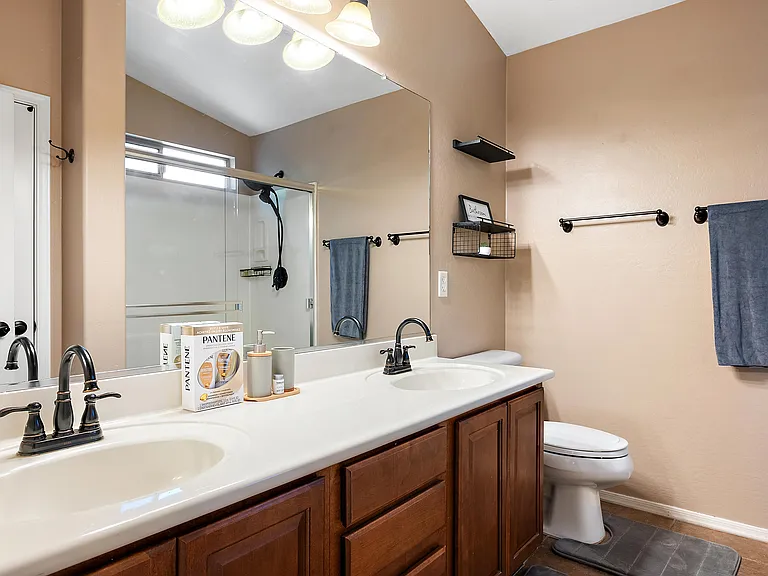 2938 E Blue Ridge Way — Photo 20