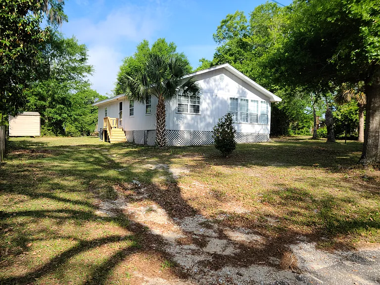 5381 Williams St — Photo 3
