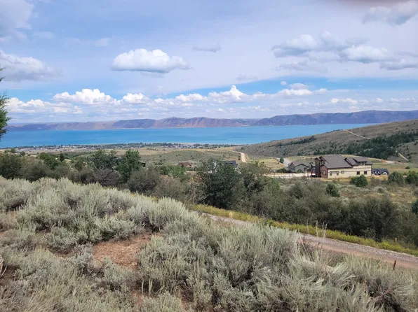 869 S Lakeview Dr, Garden City, UT 84028