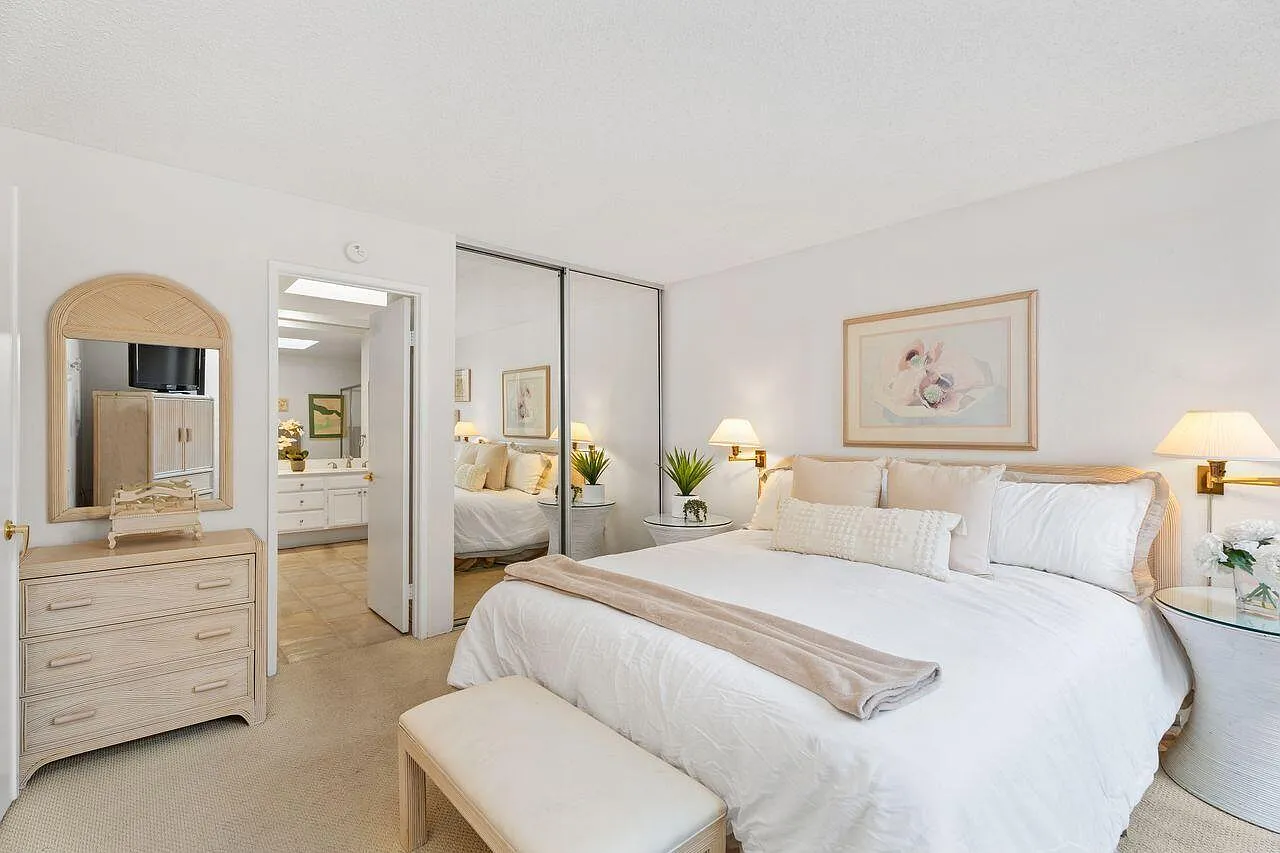 2 bed, 1347 sqft, $4,900 — Photo 2