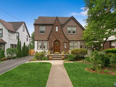 156 Cherry Ln, Teaneck, NJ, 07666