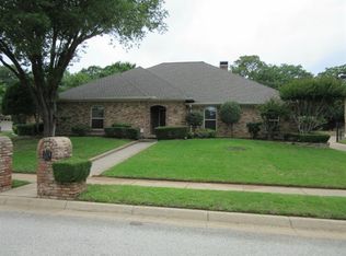 3809 Hillwood Way, Bedford, TX 76021