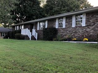 1215 Ridgeway Cres, Athens, TN 37303