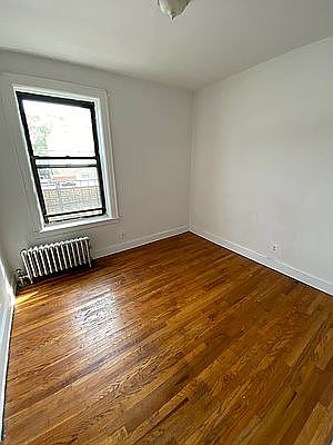 2nd image of 707 E 242nd St APT 2
