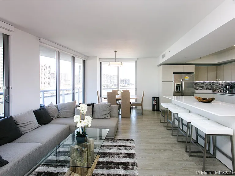 2600 E Hallandale Beach Blvd #T501 — Photo 5