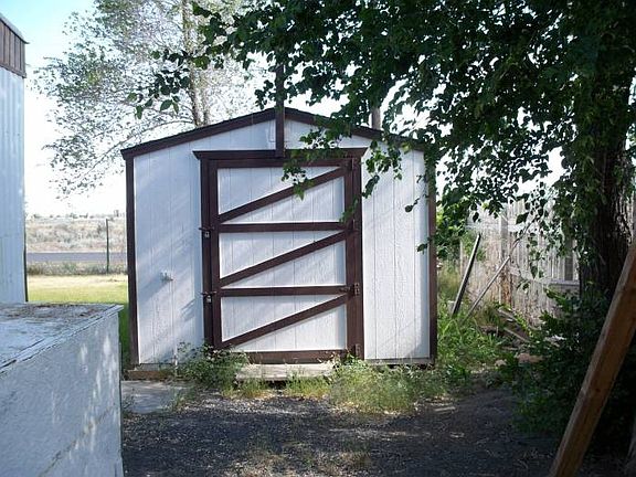 Workshop outside