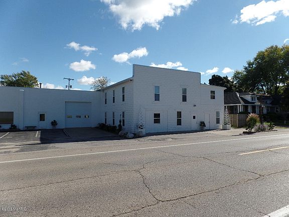 3rd image of 2181 Blue Star Hwy
