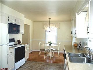 5th image of 10817 Bernadine Dr