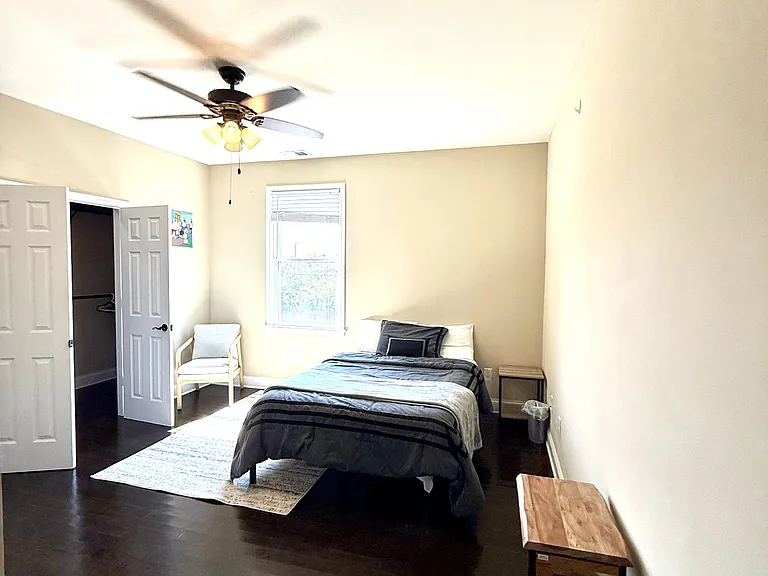 410 Lancaster Ave — Photo 34