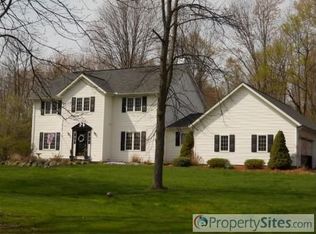 9940 Belleflower Cir, Newbury, OH 44065