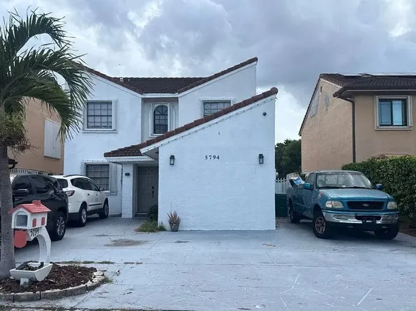 5794 SW 151st Ave, Miami, FL 33193