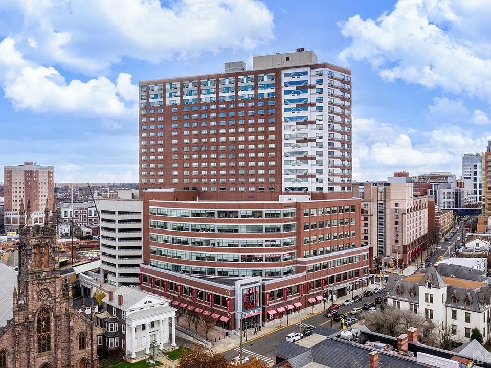 1st image of 110 Somerset St APT 2210