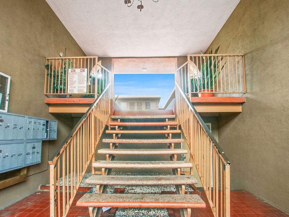 1st image of 14108 Doty Ave APT 2