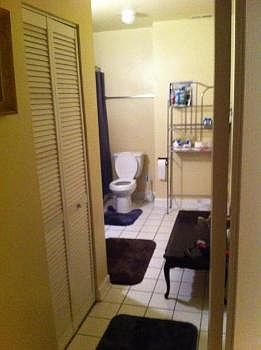 4th image of 609 W Belmont Ave