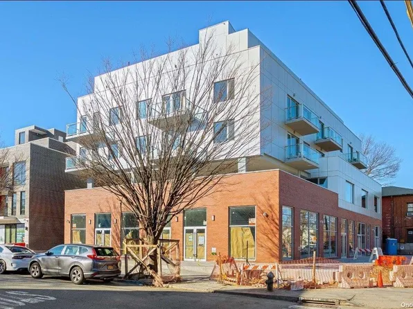 150-23 Barclay Avenue #4F, Flushing, NY 11355