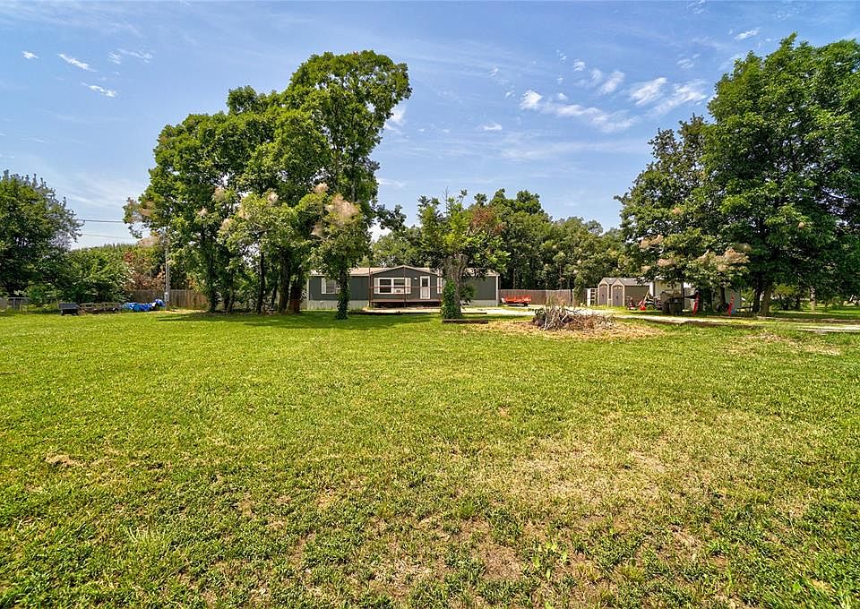 1st image of 105765 S Meadow Wood Dr