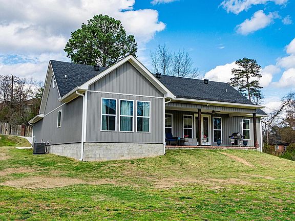 4th image of 1038 Marion Anderson Rd