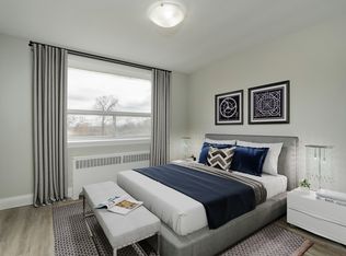 1324 Monterey Ave #A29A7112A, Hamilton, ON L8K 1P4
