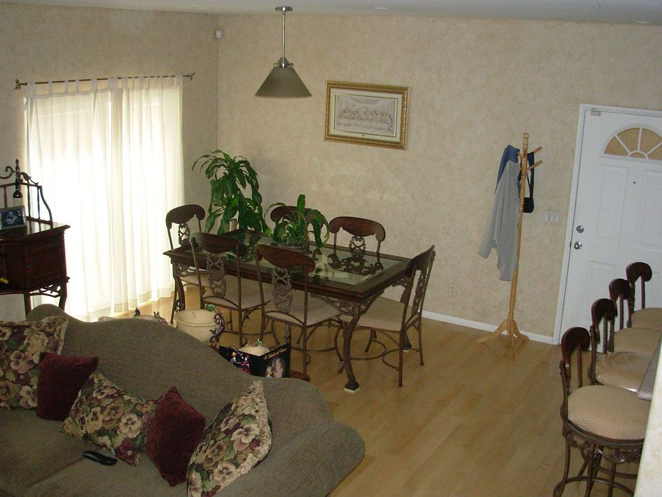 Living/Dining (Upstairs View 2)