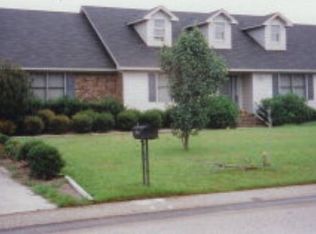 2965 Hermitage Dr, Sumter, SC 29150