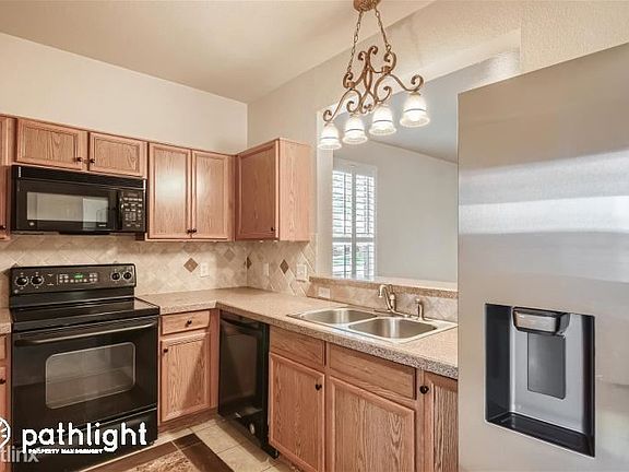 4th image of 1213 Ballymote Ln