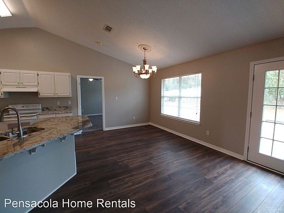 5th image of 3212 Windjammer Ct