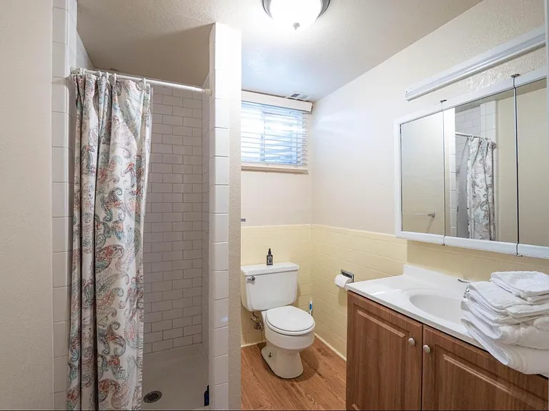1412 Skyline Dr — Photo 7