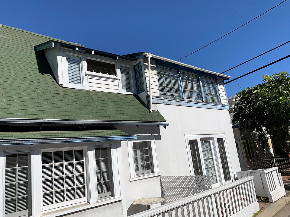 2nd image of 360 Eucalyptus Ave #3
