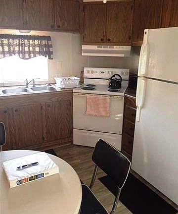 3rd image of 103 Papaya Dr
