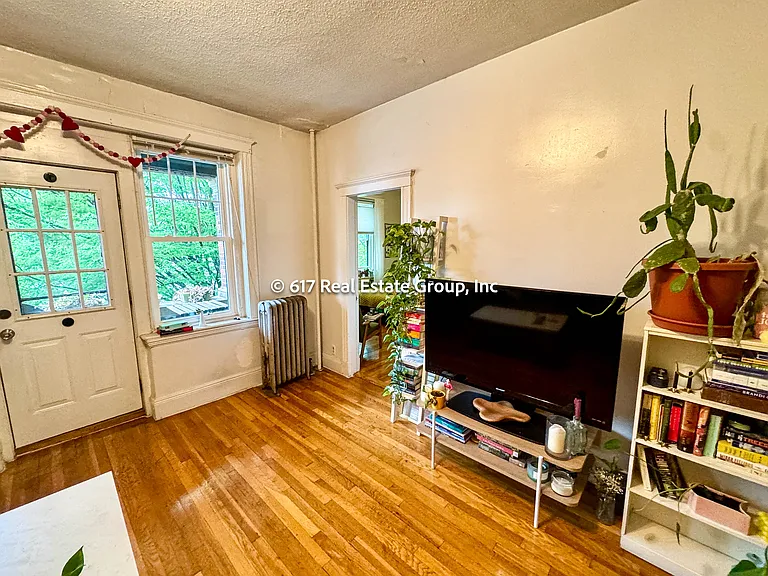 13 Melvin Ave #17 — Photo 4