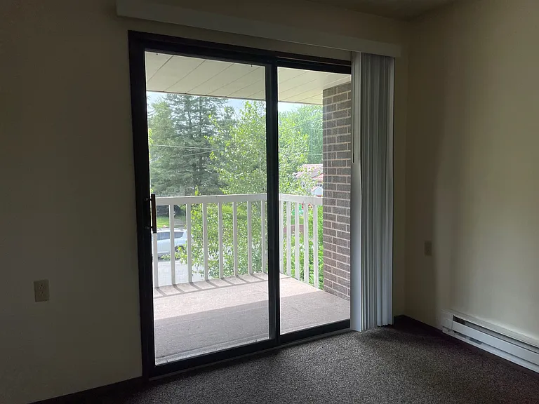 314 W Broadway St #5 — Photo 11