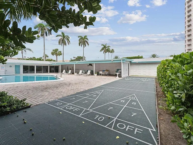 1470 S Ocean Blvd #901 — Photo 11