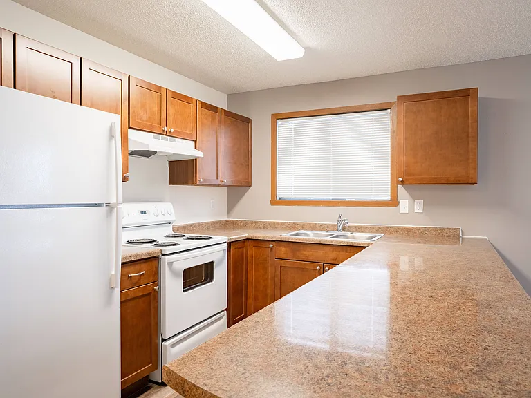 Fargo, ND Westwood Estates | 21B | Kitchen