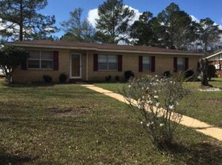 1978 E Cottonwood Rd, Dothan, AL 36301