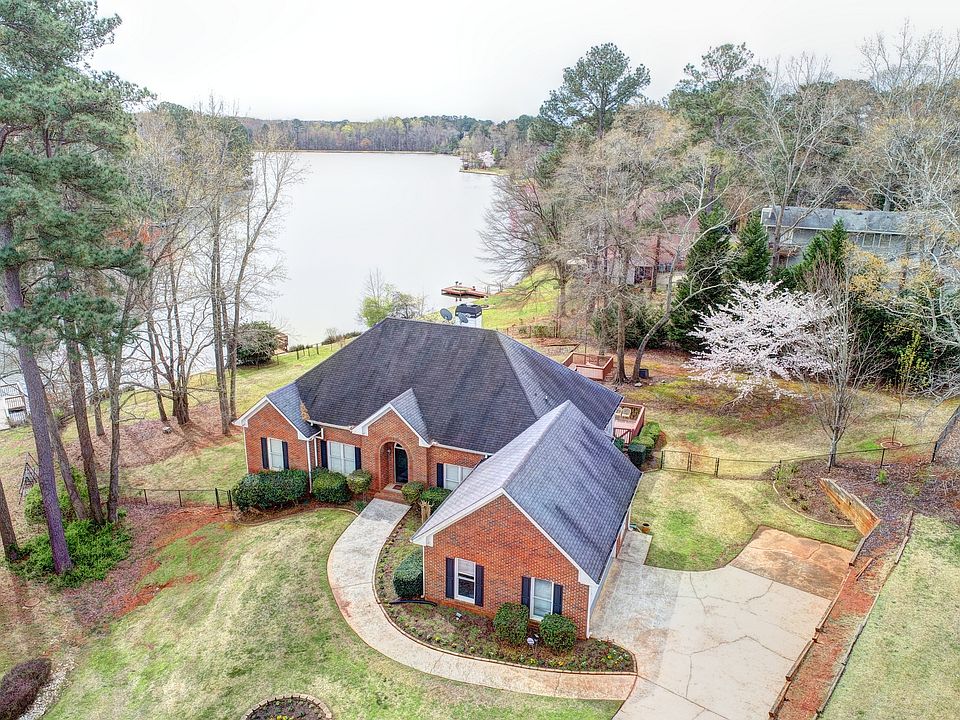 1st image of 3255 Somerset Ct SE