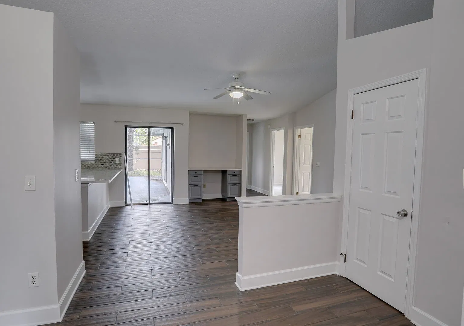 5145 Honeynut Lane — Photo 4