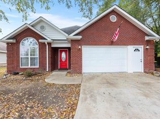 106 Hampstead Ct, Warner Robins, GA 31088