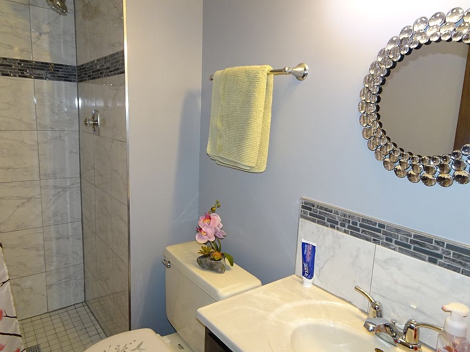 2nd image of 7042 98th St APT 1B
