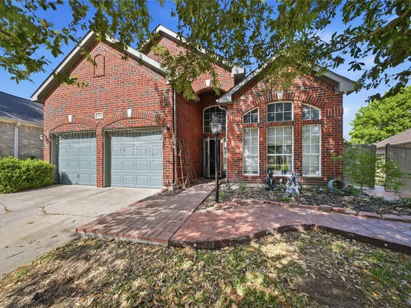8025 Sitka St, Fort Worth, TX 76137
