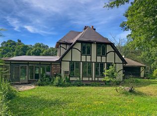 1966 Corene Dr, Hamden, CT 06514