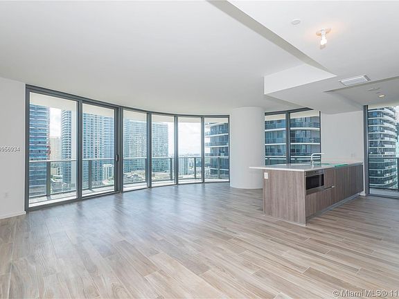 4th image of 801 S Miami Ave Unit 2101