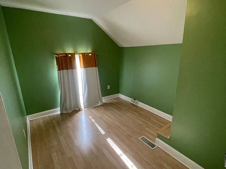 728 Rose St — Photo 6