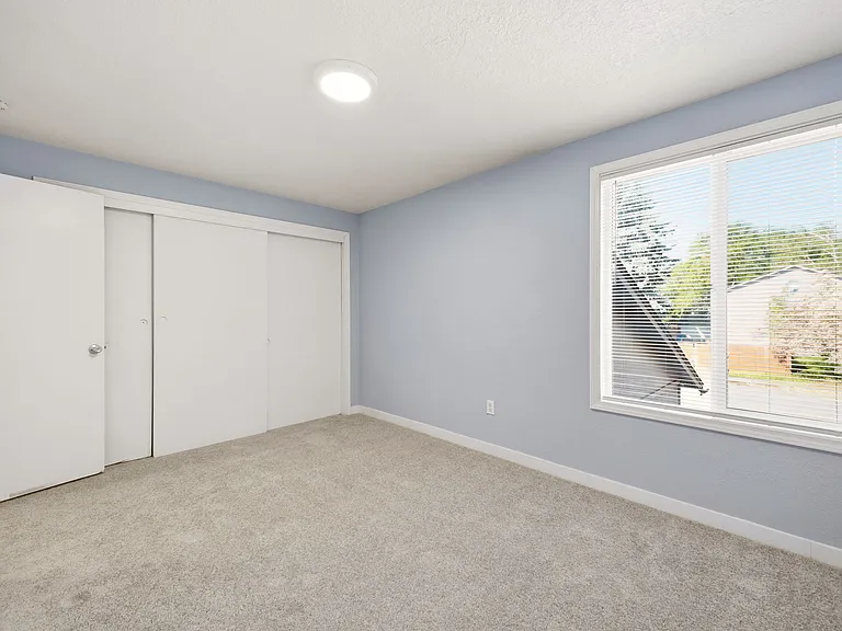 627 SE 132nd Ave — Photo 13