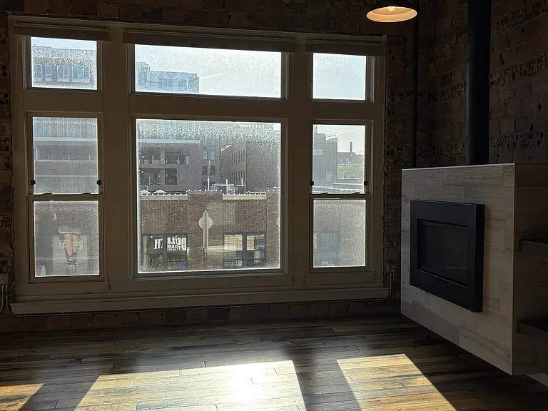 320 S Phillips Ave #303 — Photo 4