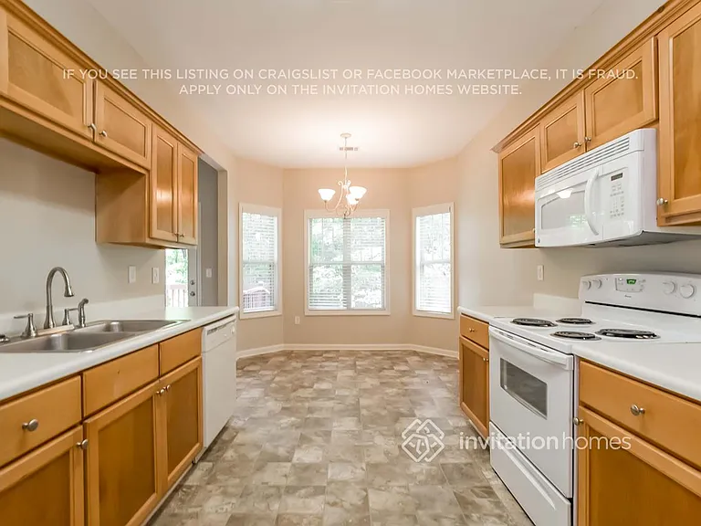 229 Meadow Point — Photo 7