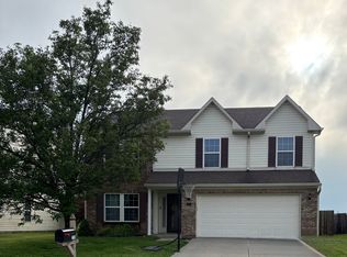 2730 Foxbriar Pl, Indianapolis, IN 46203