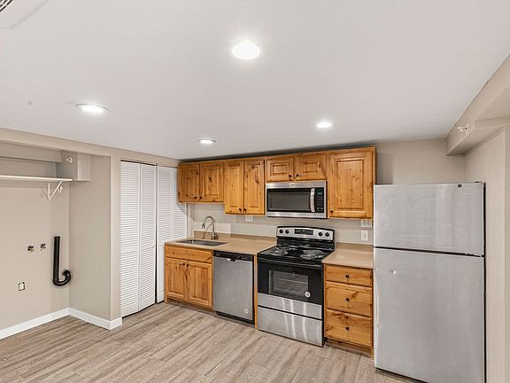 5th image of 1505 Eastridge Dr #1511-100