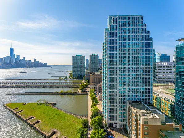 110 River Drive image 9 of 23